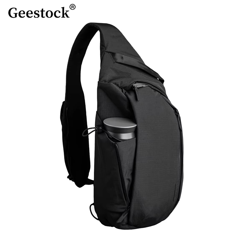 Geestock アウトドア トラベル メンズ チェストバッ - Tablet Shoulder Bag のレビューと価格